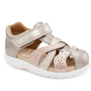 Stride Rite Kids Sandals in Silver and Pink